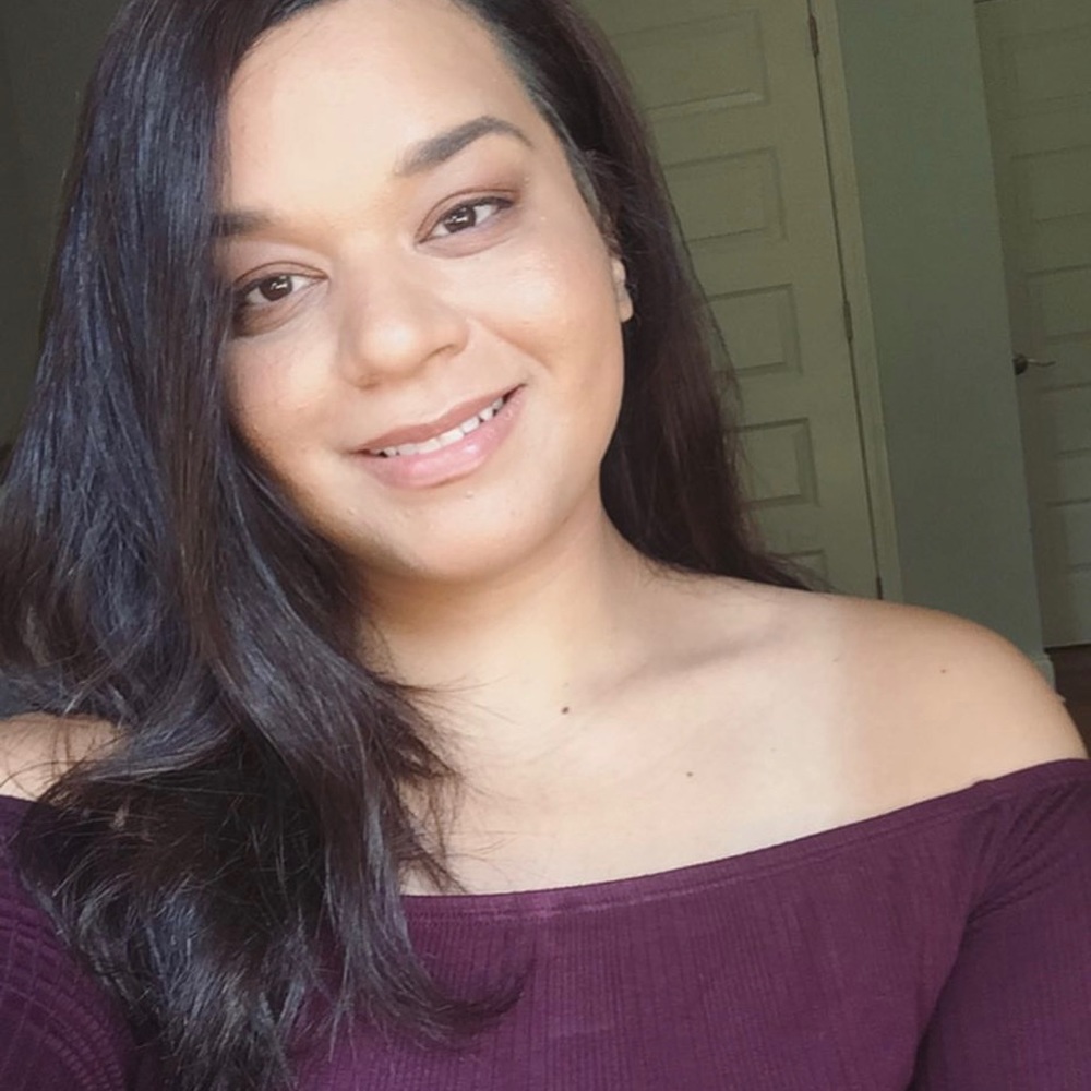 Meet your Posher, Desiree